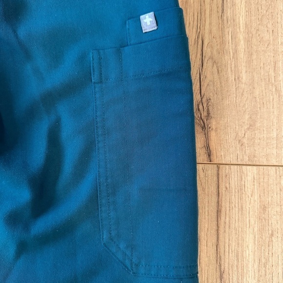 Figs technical collection scrub bottoms - Picture 6 of 11